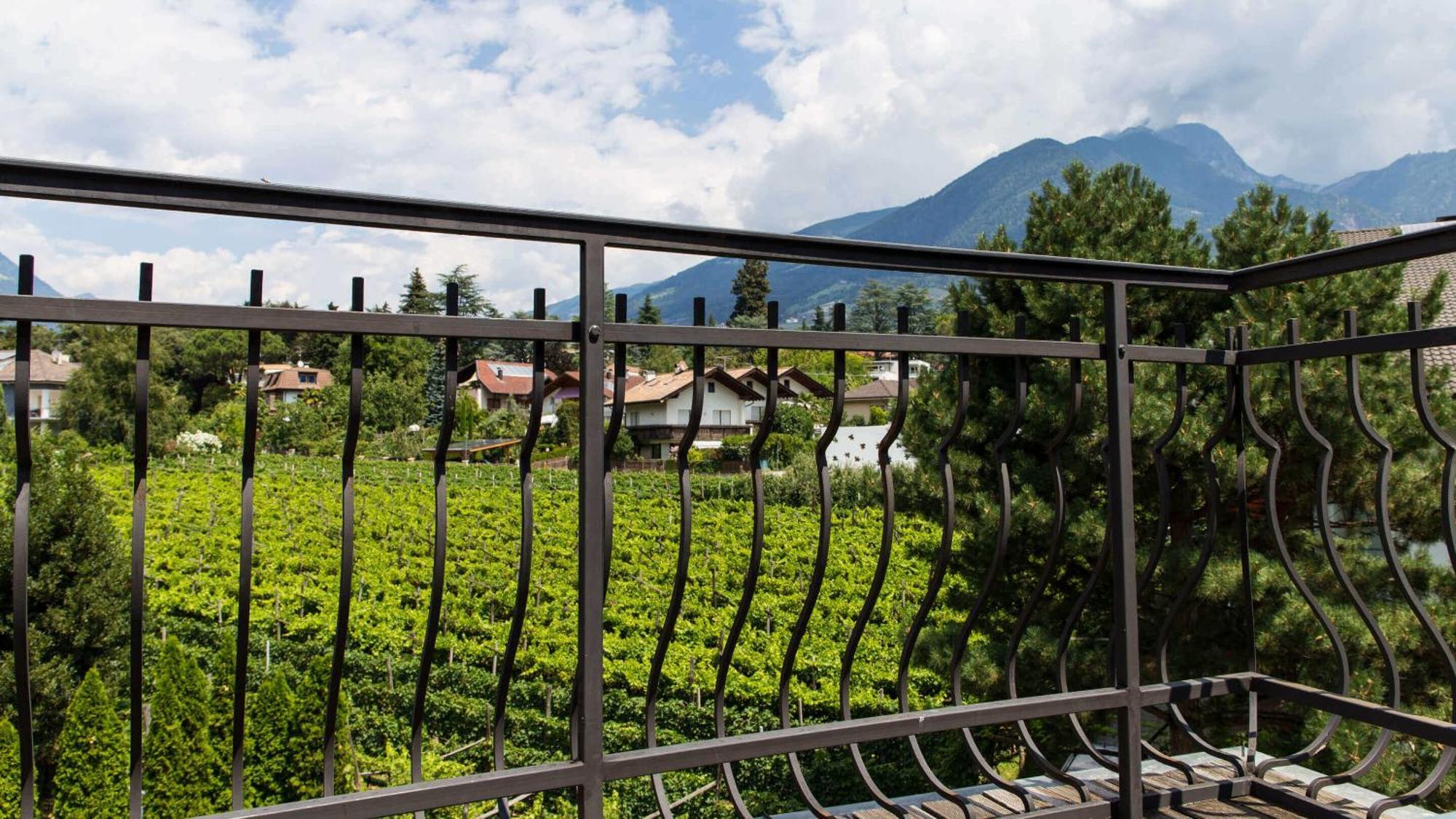 Hotel Villa Laurus Merano Exterior foto
